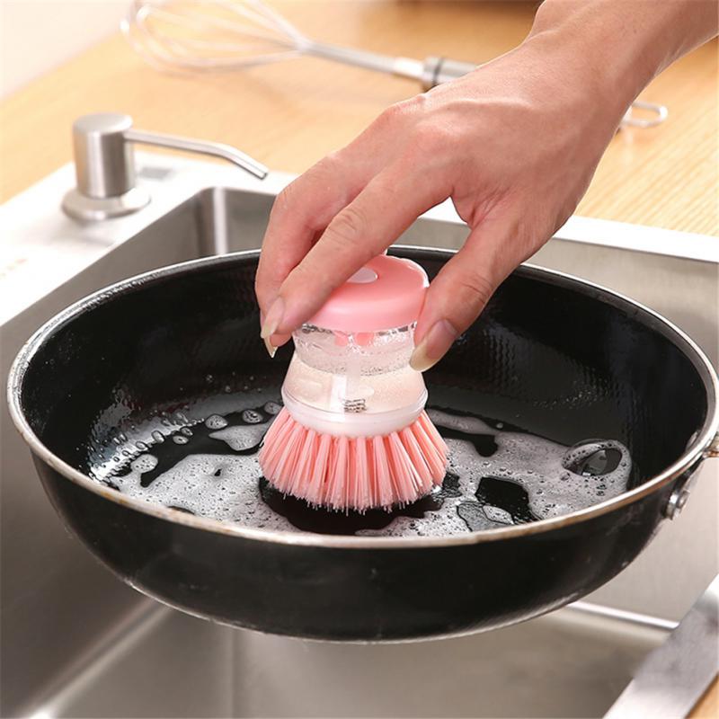 Щетка для мытья посуды с дозатором моющего средства tk31
