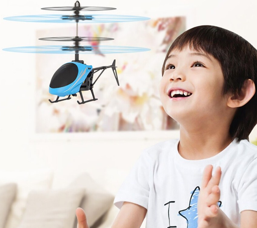 Вертолет игрушка для детей. dm3